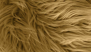LONG FUR MAT WITH TASSELS